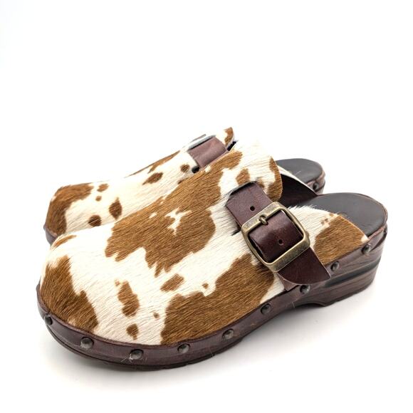 Chocolat Blu Shoes - Chocolat Blu Yuna Genuine Calf Hair Clog Women's Cow Print Size US5 EU35